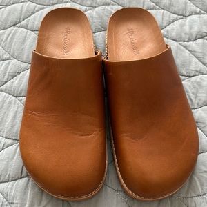 Madewell. Lugsole slip-one. Tan leather.  Size 9. Color Dried Maple.